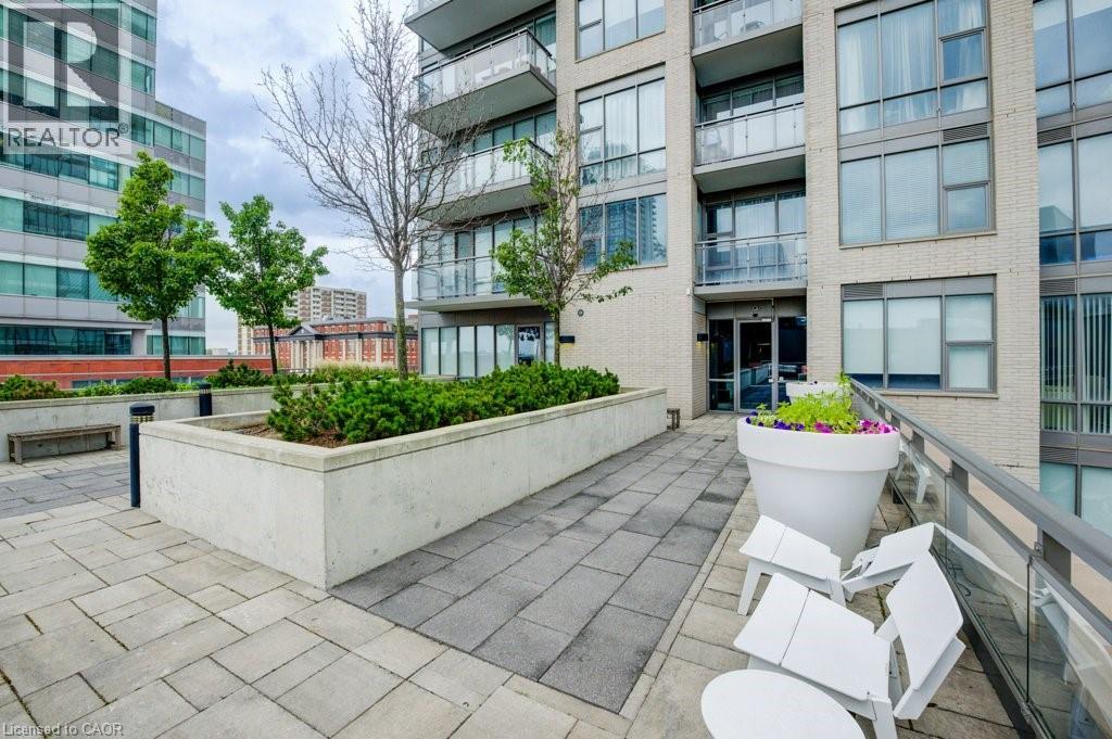 85 DUKE Street W Unit# 1007 thumbnail 9