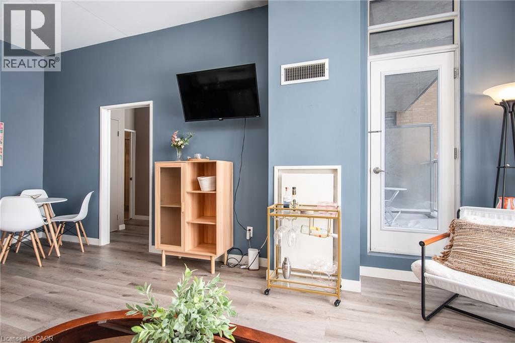 191 KING Street S Unit# 702 thumbnail 11