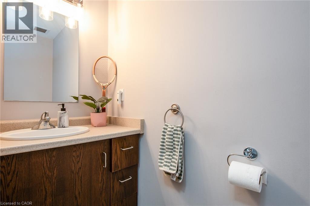 191 KING Street S Unit# 702 thumbnail 24