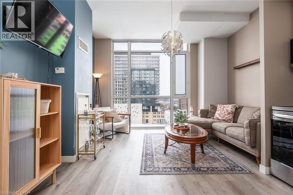 191 KING Street S Unit# 702 thumbnail 4