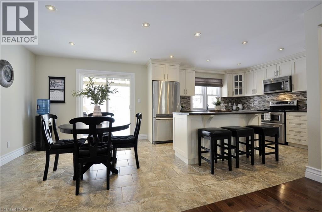 230 KITCHENER Road thumbnail 15