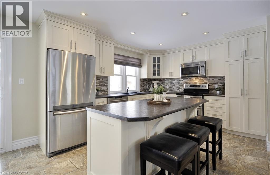 230 KITCHENER Road thumbnail 16