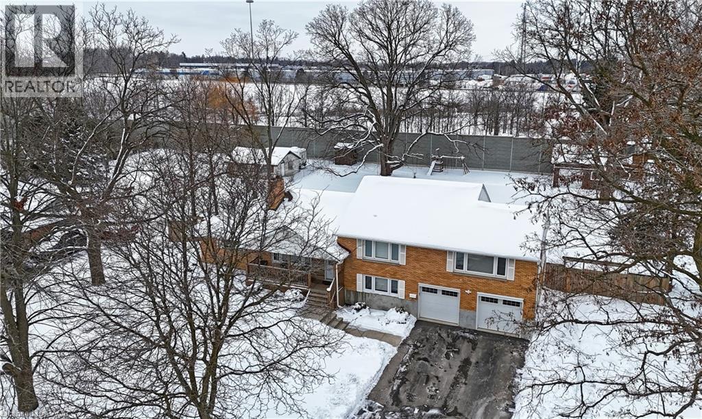 230 KITCHENER Road thumbnail 2