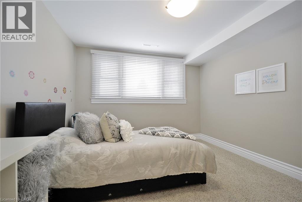 230 KITCHENER Road thumbnail 33