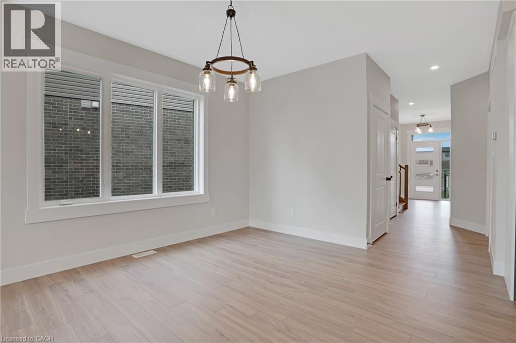 24 MOON Crescent thumbnail 15