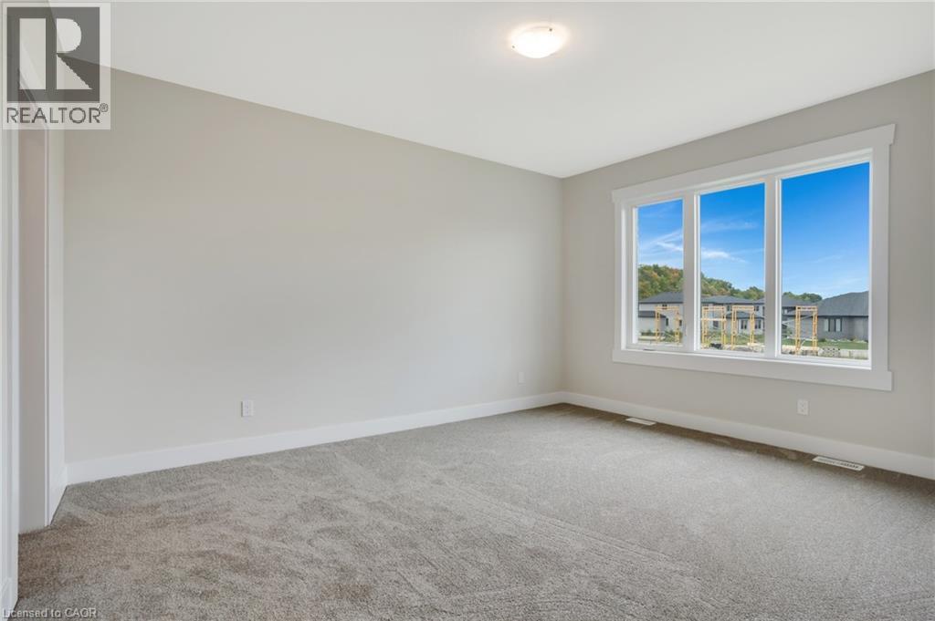 24 MOON Crescent thumbnail 19