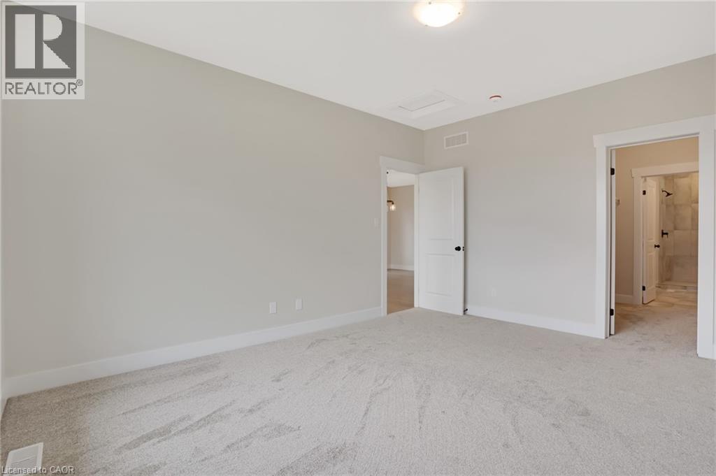 24 MOON Crescent thumbnail 20