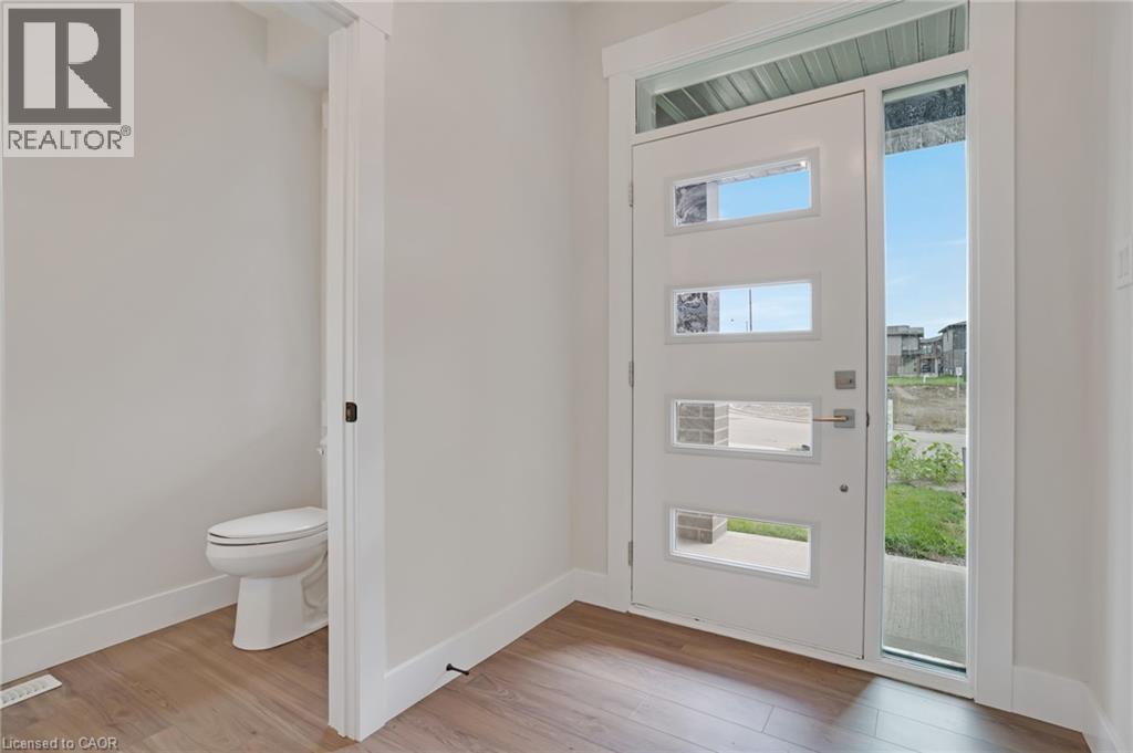 24 MOON Crescent thumbnail 3