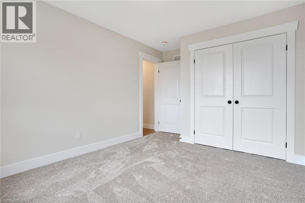 24 MOON Crescent thumbnail 37