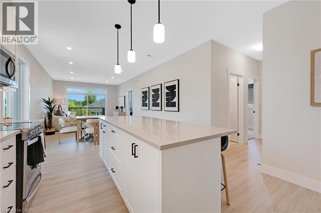 52 MOON Crescent thumbnail 10