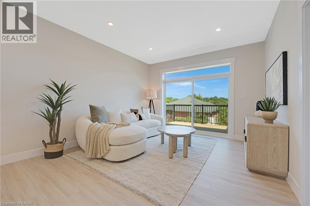 52 MOON Crescent thumbnail 14