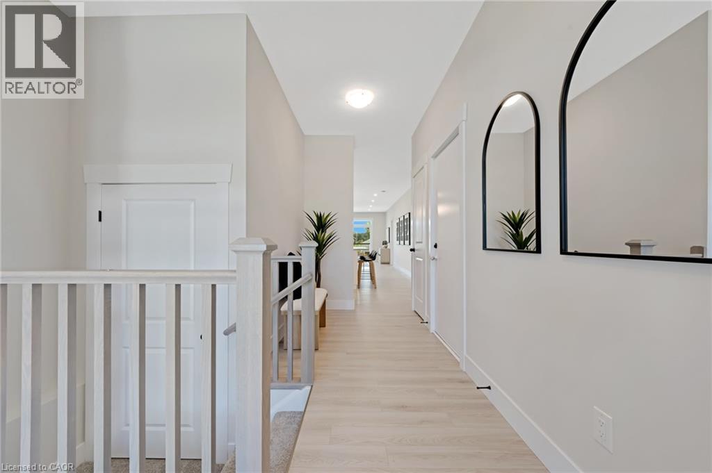 52 MOON Crescent thumbnail 6