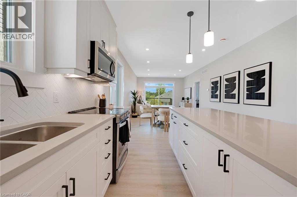 52 MOON Crescent thumbnail 8