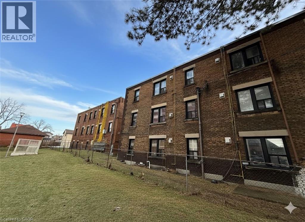 46 COLLEGE Street thumbnail 8