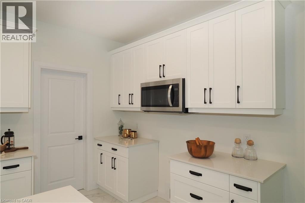 217 JEFFREY Place thumbnail 10