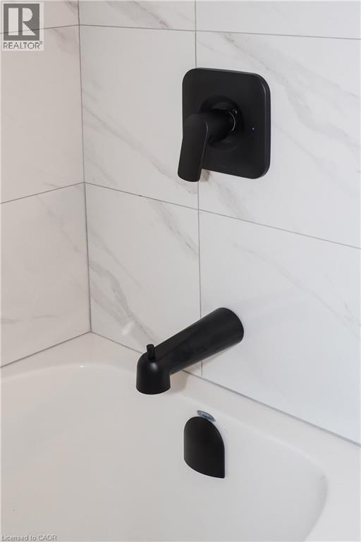 217 JEFFREY Place thumbnail 24