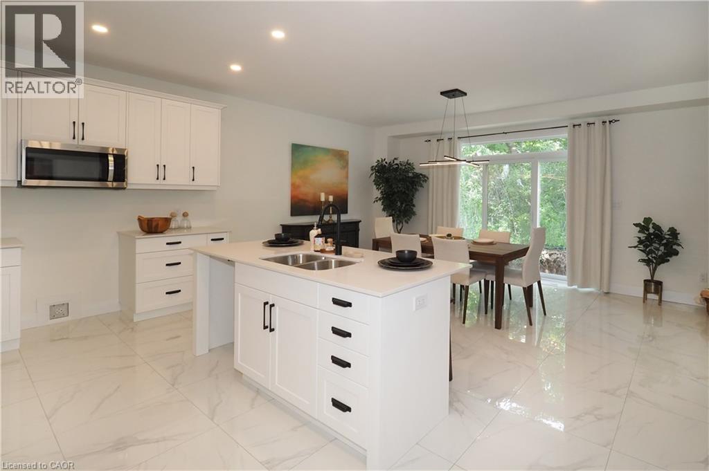 217 JEFFREY Place thumbnail 8