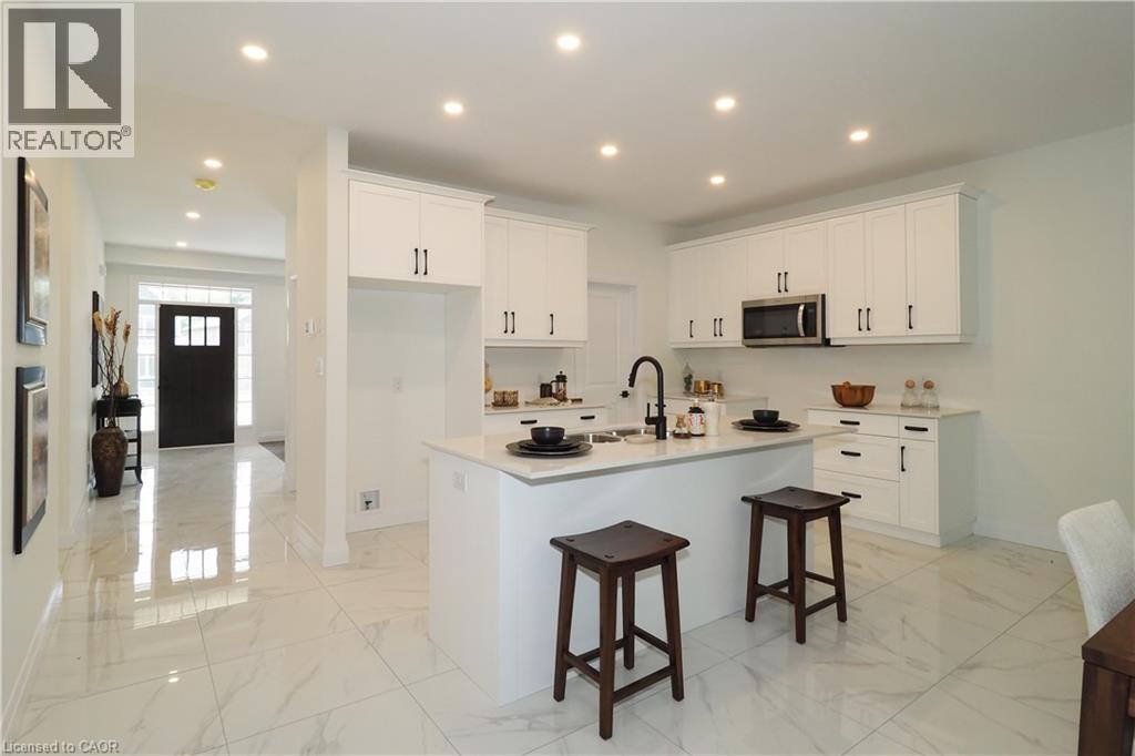 217 JEFFREY Place thumbnail 9