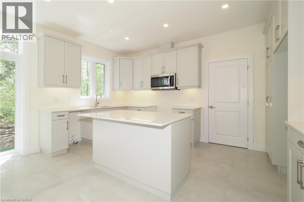 220 JEFFREY Place thumbnail 13