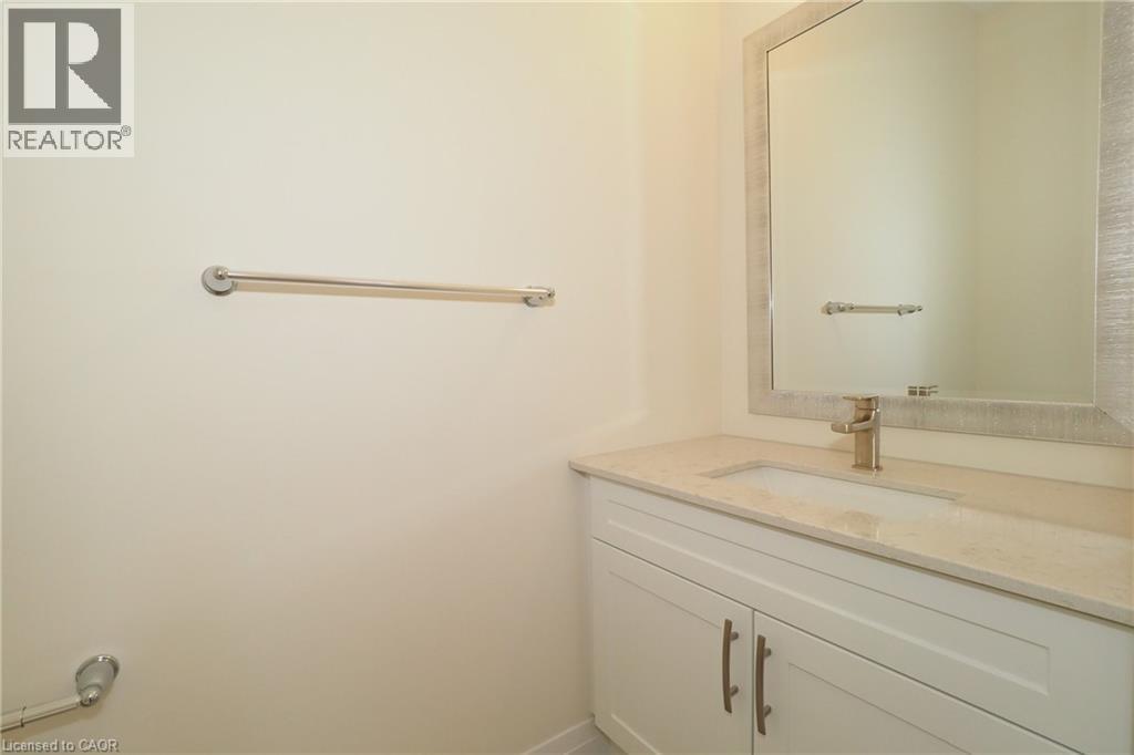 220 JEFFREY Place thumbnail 21