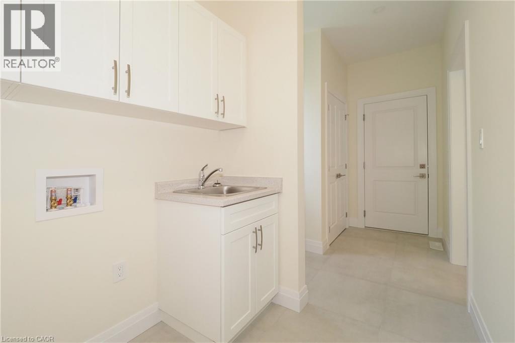 220 JEFFREY Place thumbnail 23