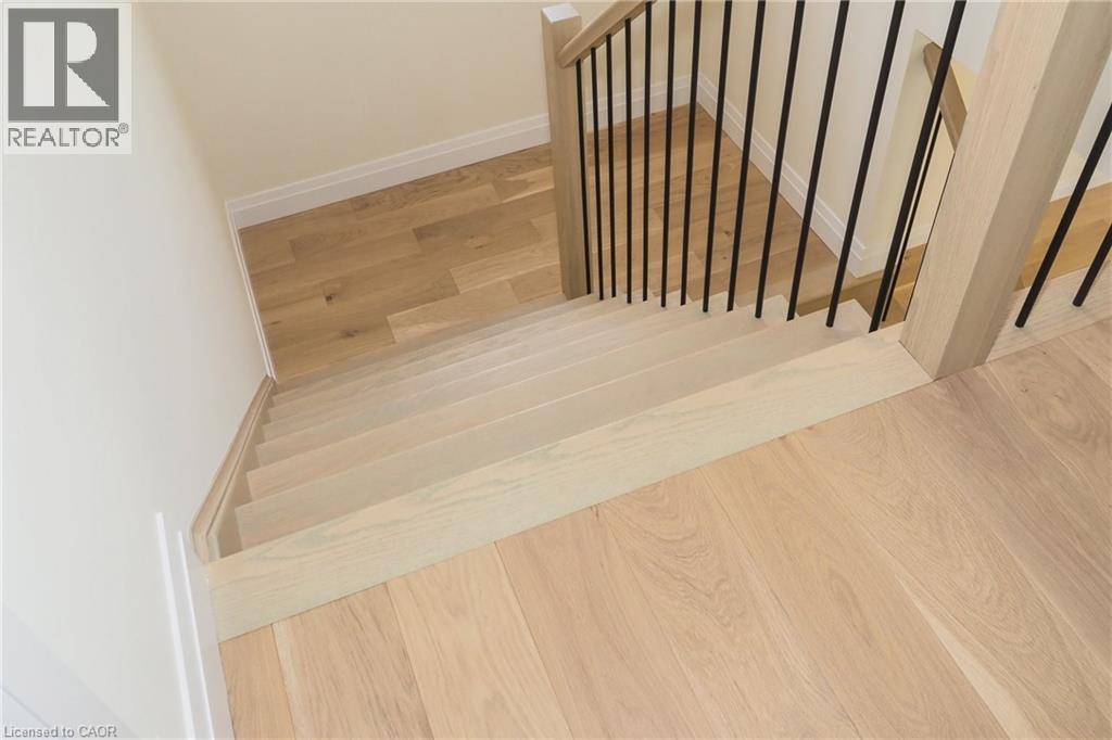 220 JEFFREY Place thumbnail 26