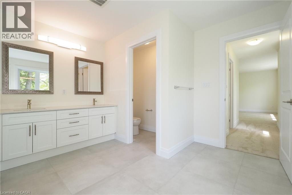 220 JEFFREY Place thumbnail 34