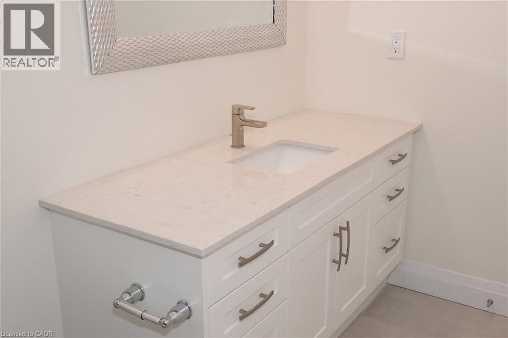 220 JEFFREY Place thumbnail 39