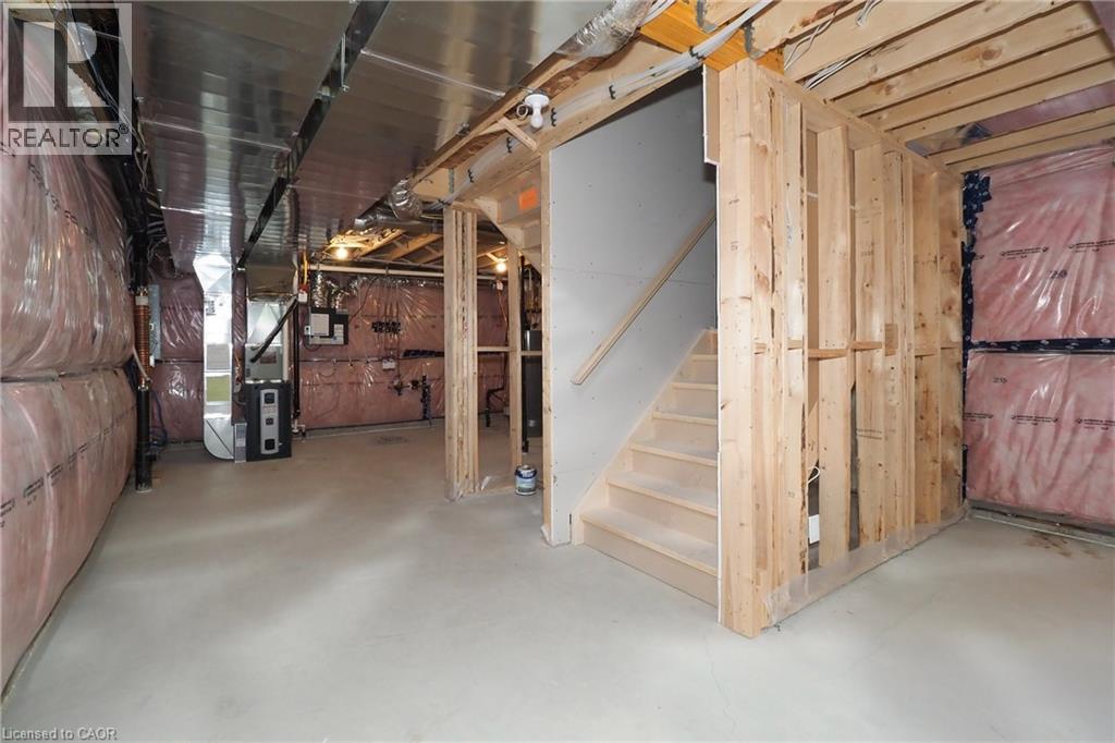 220 JEFFREY Place thumbnail 41