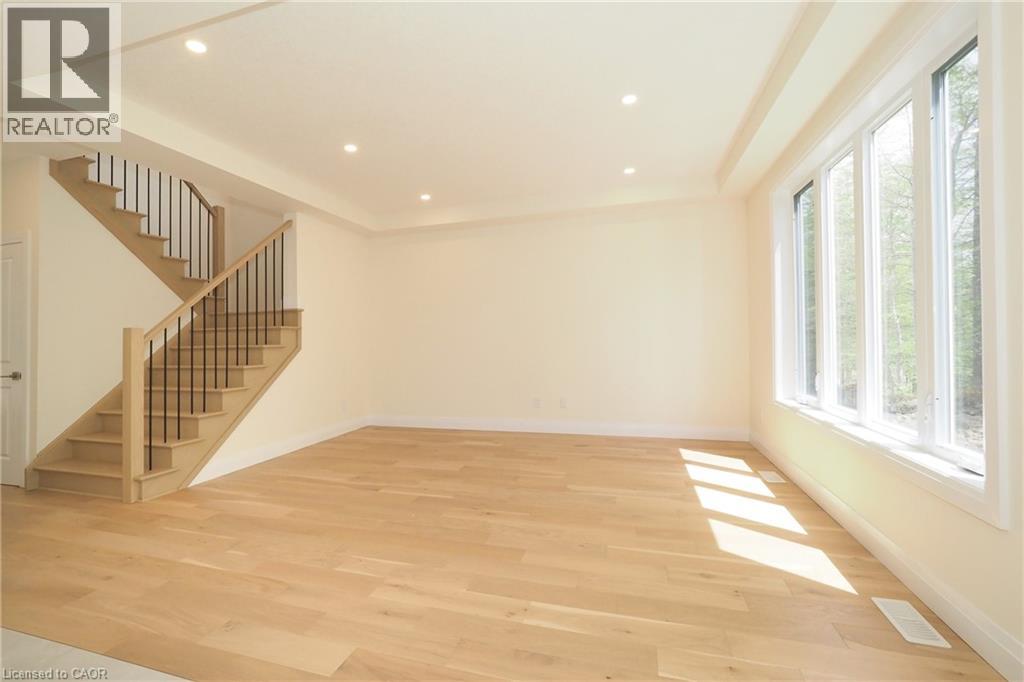 220 JEFFREY Place thumbnail 9