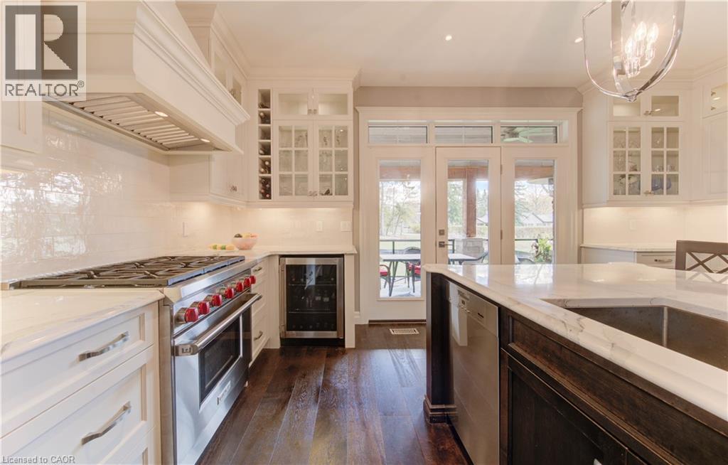 52 EDGEHILL Drive thumbnail 12