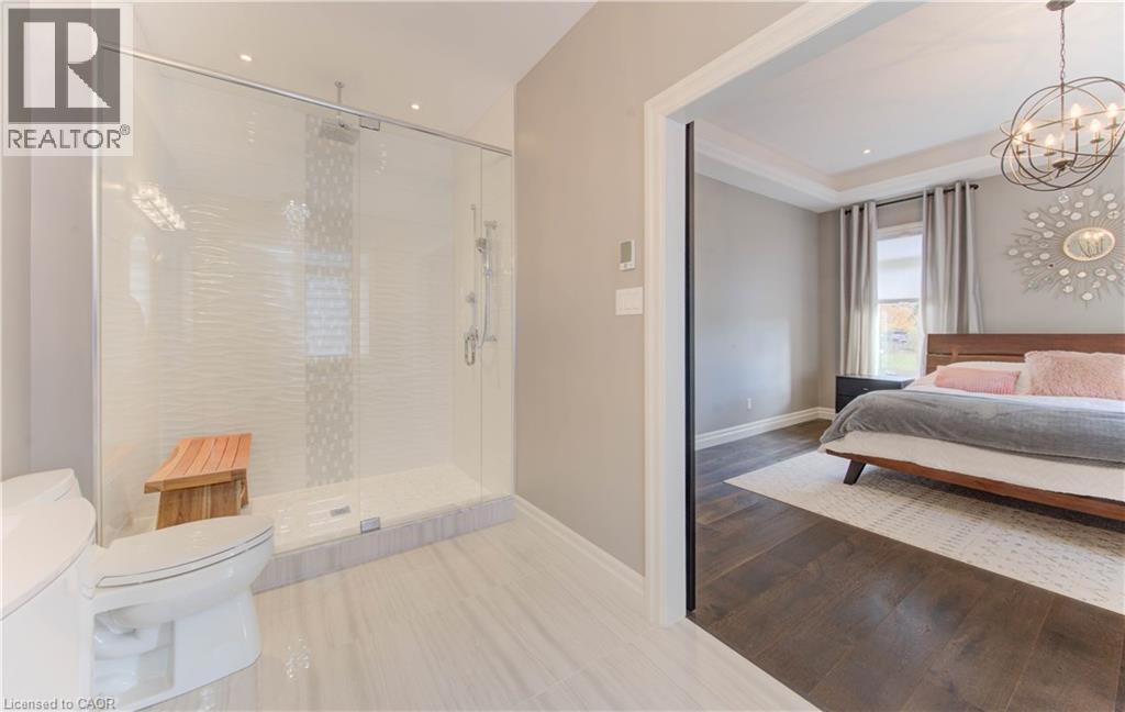 52 EDGEHILL Drive thumbnail 20