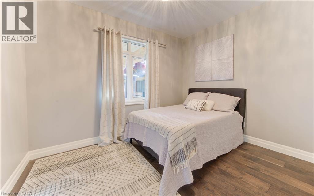 52 EDGEHILL Drive thumbnail 24