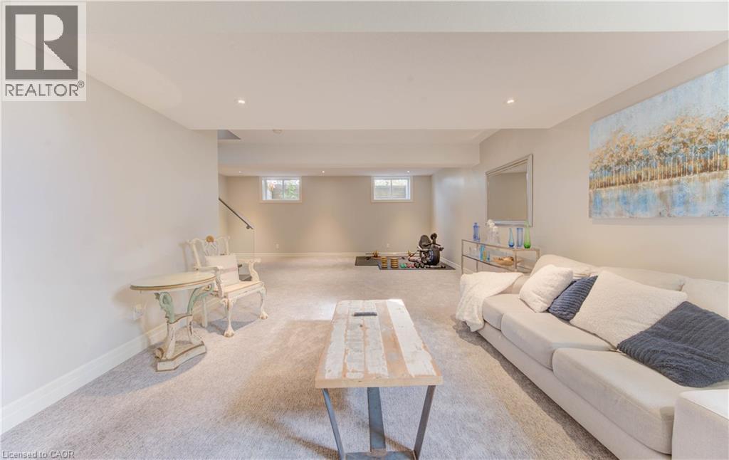 52 EDGEHILL Drive thumbnail 30