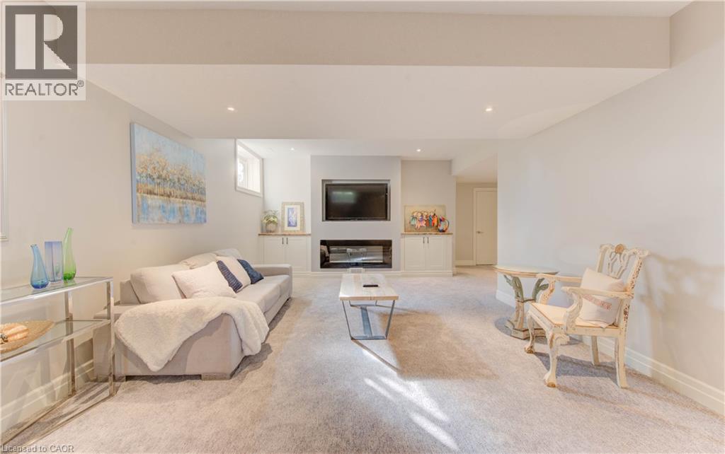 52 EDGEHILL Drive thumbnail 31