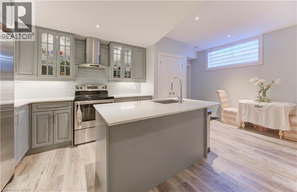 52 EDGEHILL Drive thumbnail 32