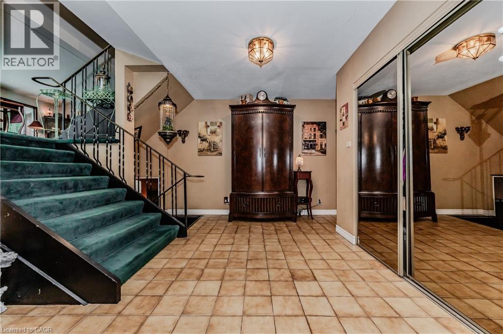 111 GRANDVIEW Drive thumbnail 10