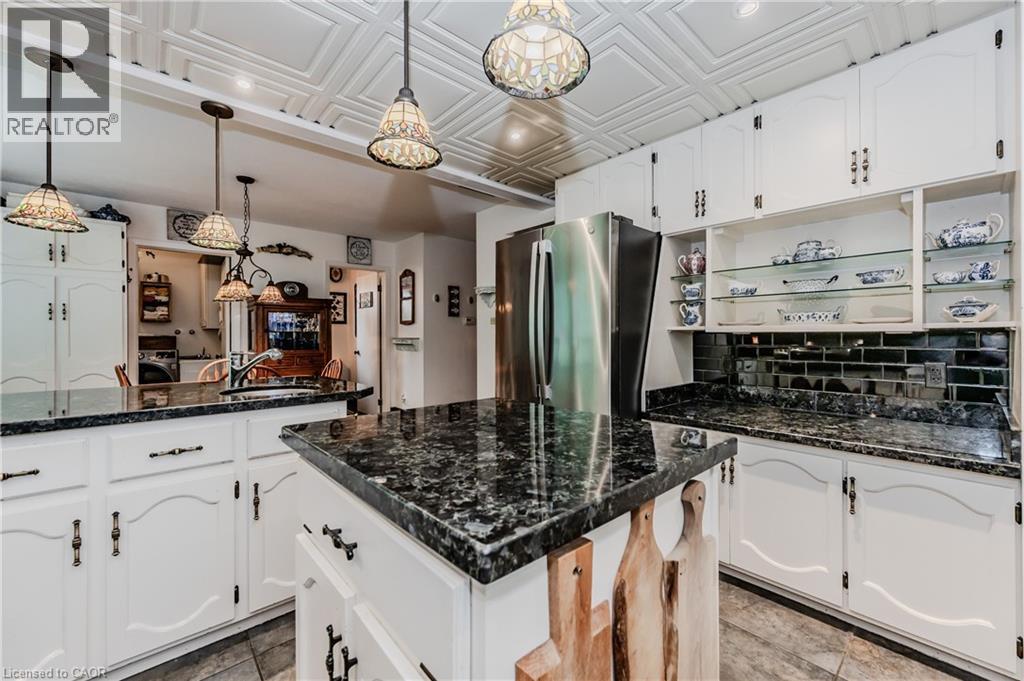 111 GRANDVIEW Drive thumbnail 13