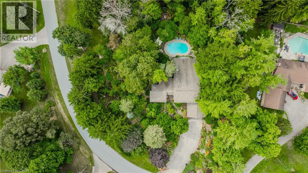 111 GRANDVIEW Drive thumbnail 2