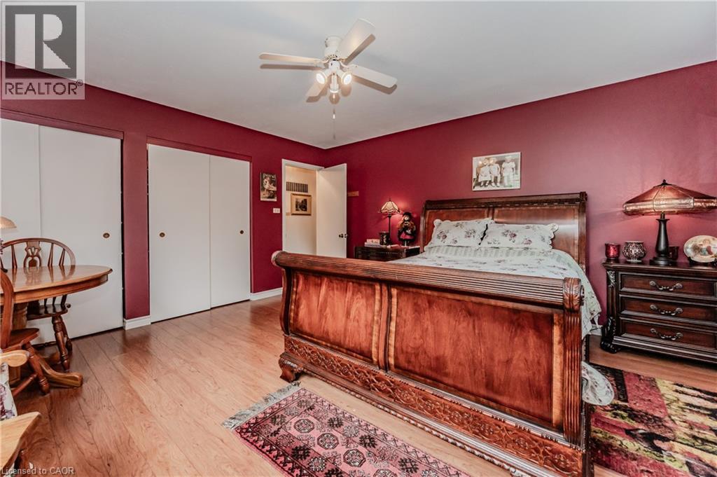 111 GRANDVIEW Drive thumbnail 23