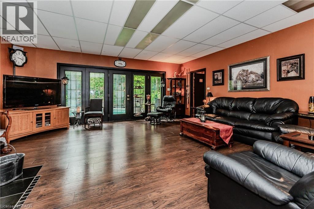 111 GRANDVIEW Drive thumbnail 31