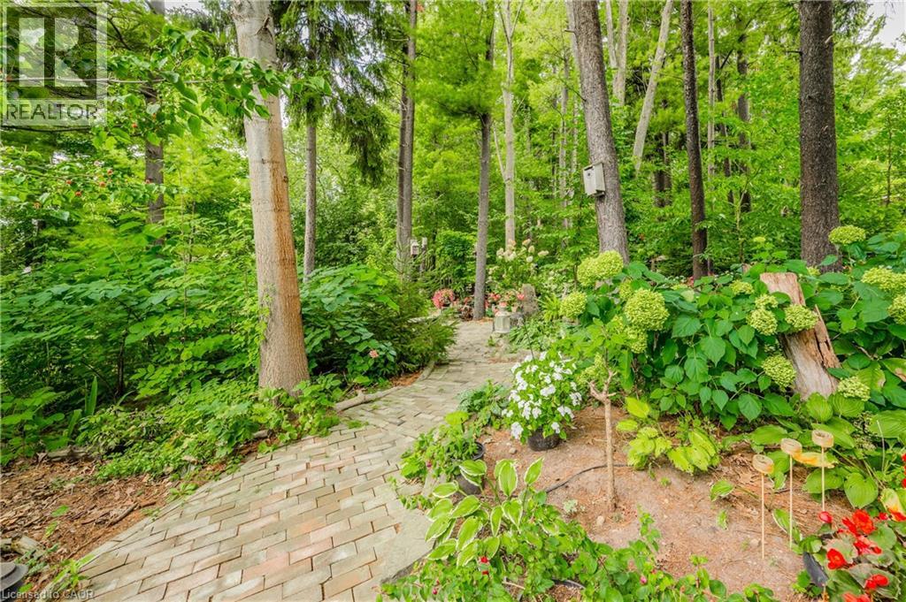 111 GRANDVIEW Drive thumbnail 42