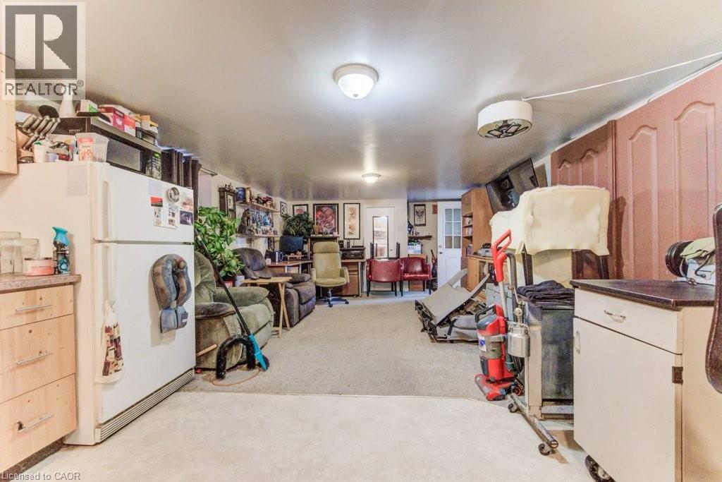 56 LILAC Street thumbnail 30