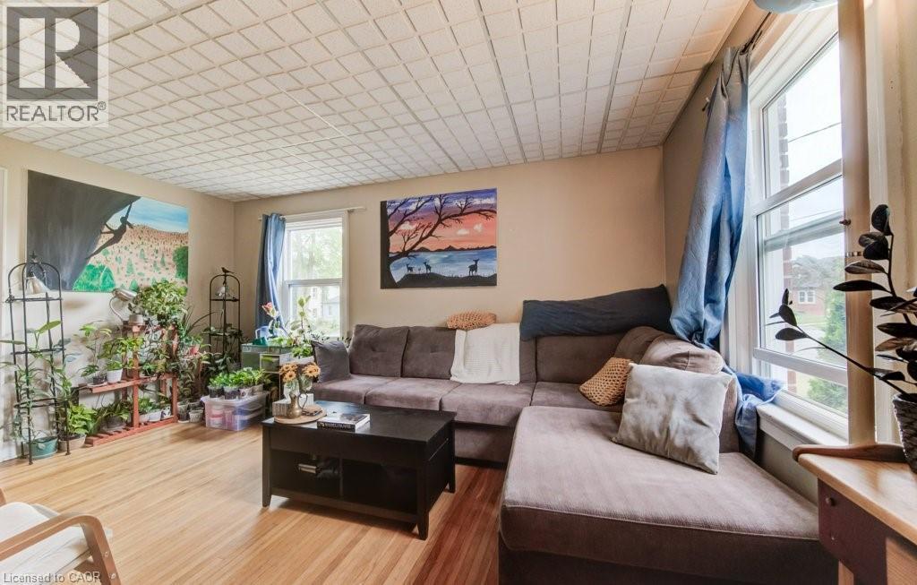 56 LILAC Street thumbnail 5