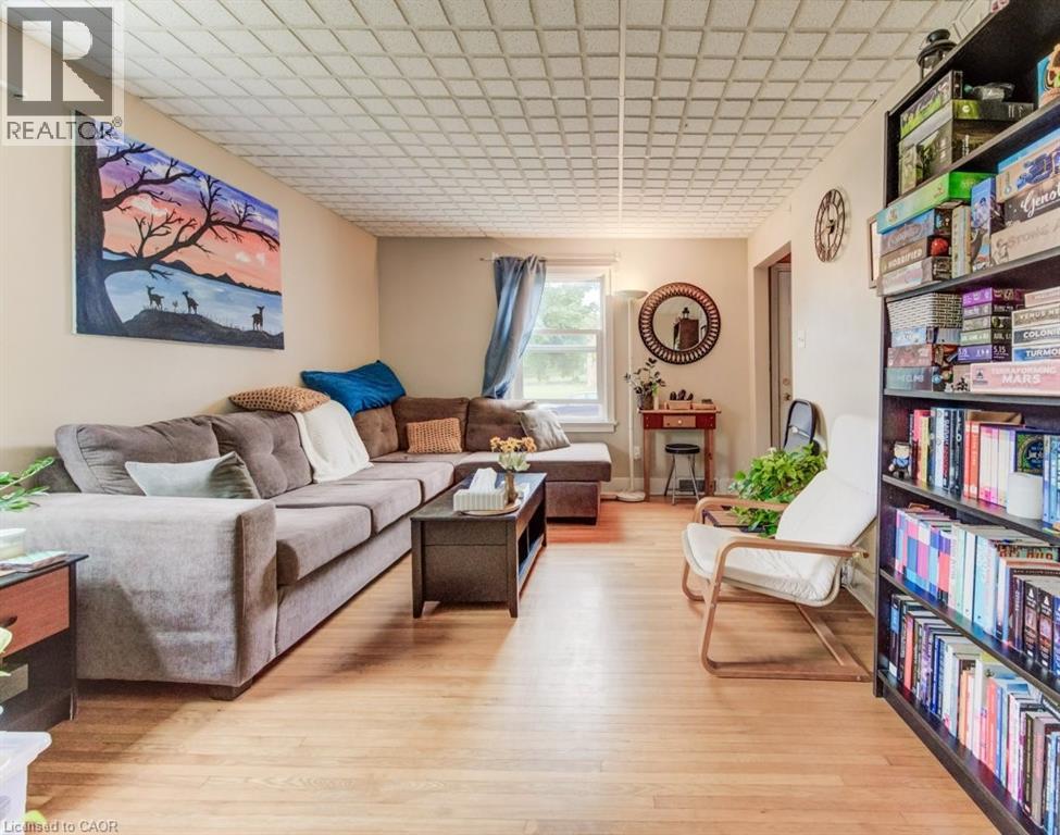 56 LILAC Street thumbnail 6