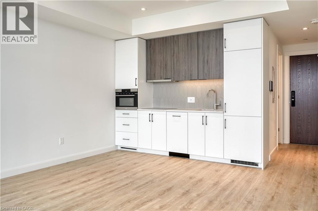 741 KING Street Unit# 1811 thumbnail 12