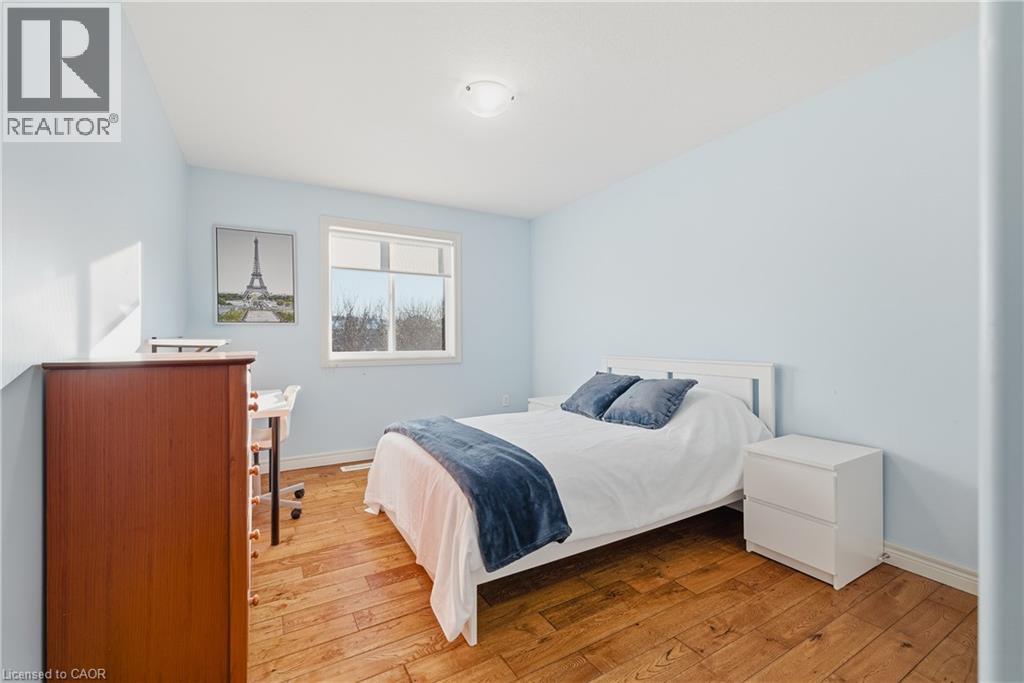 23 DOON CREEK Street thumbnail 19