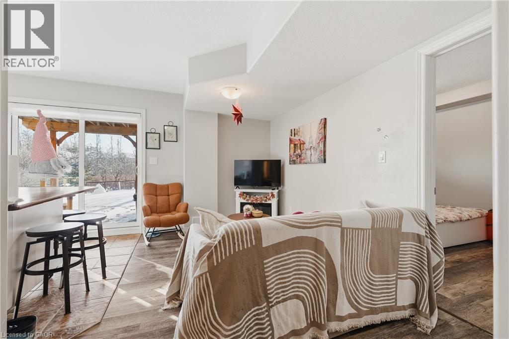 23 DOON CREEK Street thumbnail 22