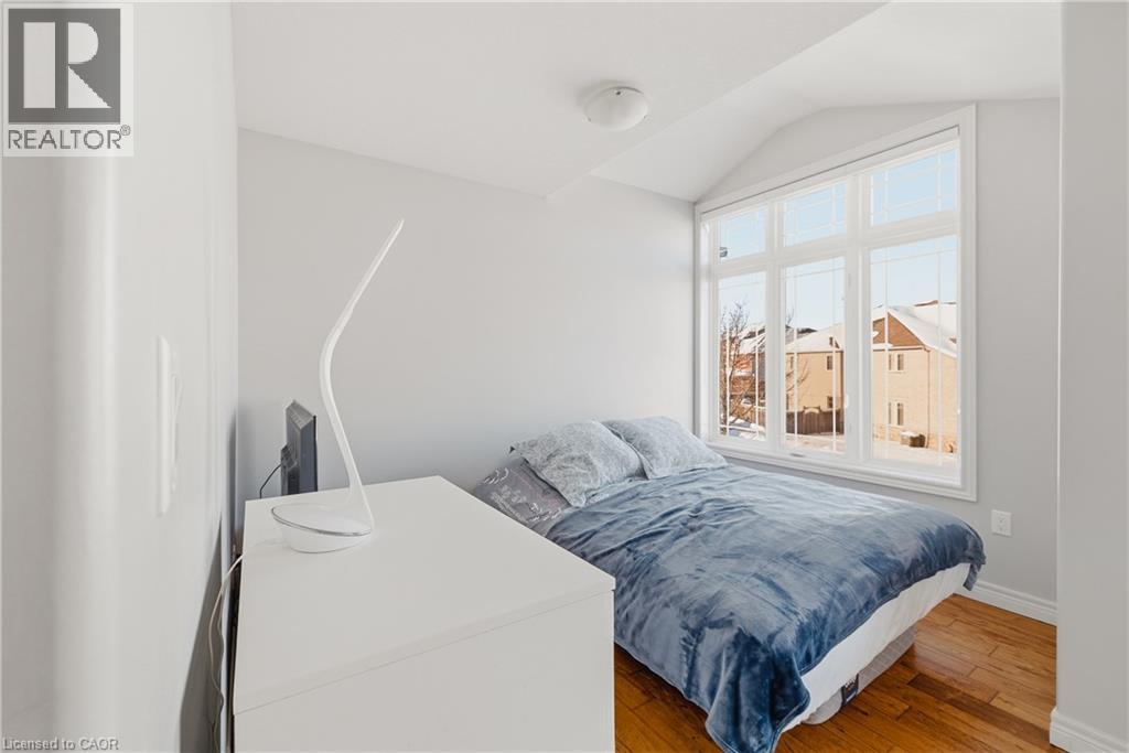 23 DOON CREEK Street thumbnail 16