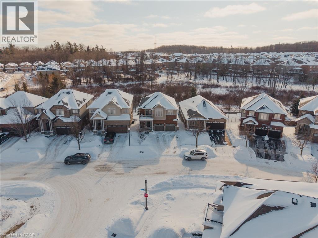 23 DOON CREEK Street thumbnail 34